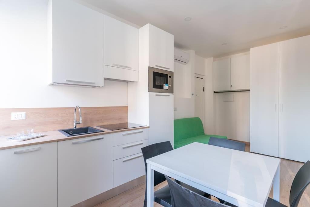 Cimiano Suite 22, New Apartment Milano Eksteriør bilde